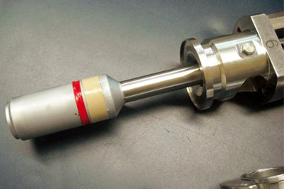 Pistoni nell'impianto di riempimento che utilizza i cuscinetti iglidur®