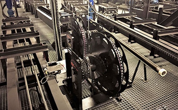 e-spool nel soffitto sopra il palcoscenico