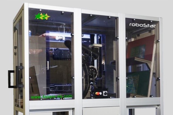 Unità di test RoboStar per circuiti stampati con braccio robotico robolink
